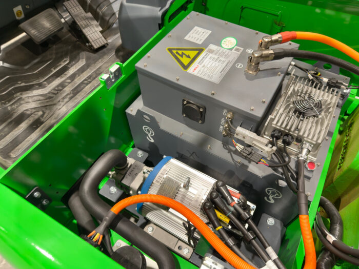 HELI CPD25-A3LIH4-M48 Električni čeoni viličar 2500kg 4,8m LFP baterija 80V 202Ah 004
